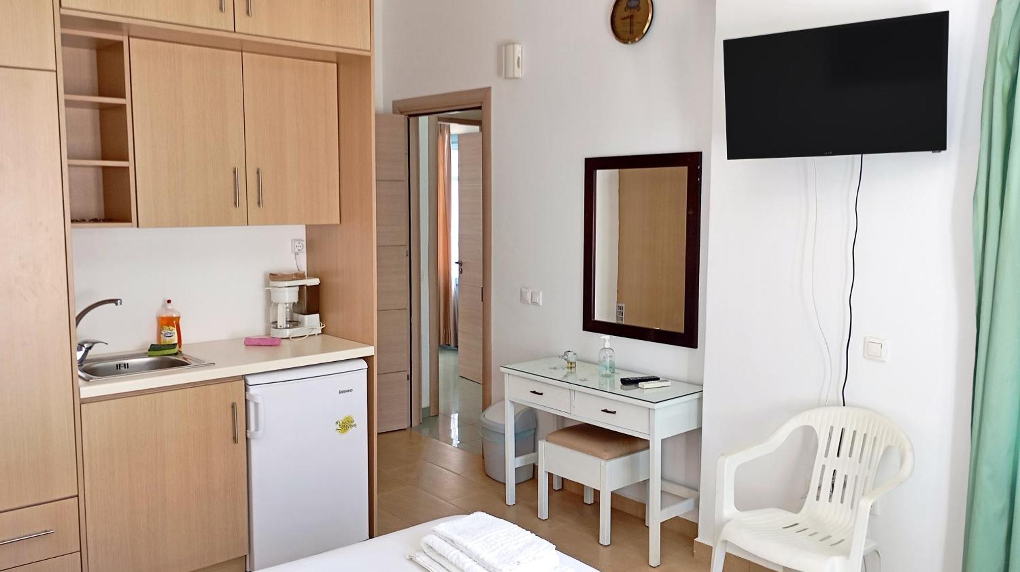Villa Danae - Seaside Villa With Pool & Hot Tub Πίσω Λιβάδι Εξωτερικό φωτογραφία